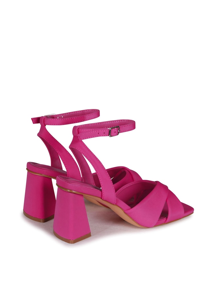 Linzi Fuchsia Pink Lilibet Block Heeled Sandal With Cross Over Front Strap - Image 4 of 4 Linzi Fuchsia Pink Lilibet Block Heeled Sandal With Cross Over Front Strap - Image 4 of 4