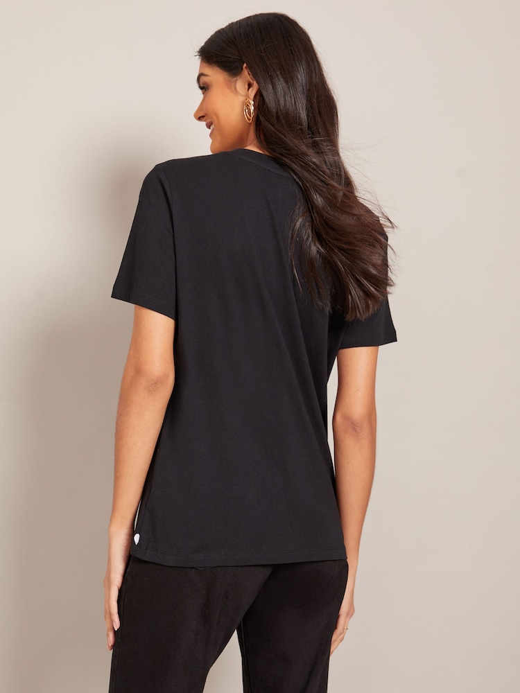Friends Like These Black Round Neck Heart Embroidered T-Shirt - Image 2 of 4 Friends Like These Black Round Neck Heart Embroidered T-Shirt - Image 2 of 4