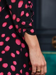 Sosandar Black Spot Print Ruched Waist Fit & Flare Dress - Image 5 of 5
