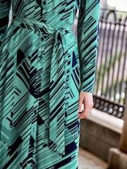 Sosandar green abstract print Midi Shirt Dress - Image 4 of 4