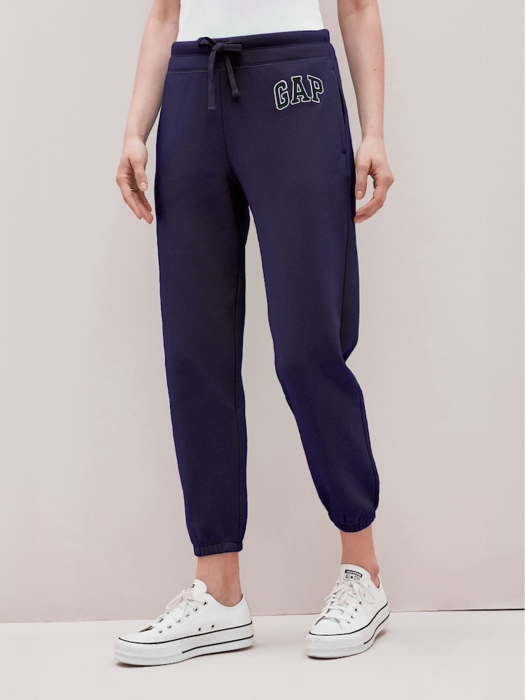 Azul marino - Pantalones de chándal con forro polar y logotipo en arco de estilo vintage de Gap - Imagen 1 de 6