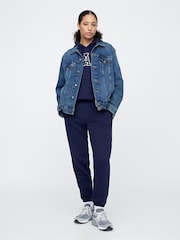 Azul marino - Pantalones de chándal con forro polar y logotipo en arco de estilo vintage de Gap - Imagen 3 de 6