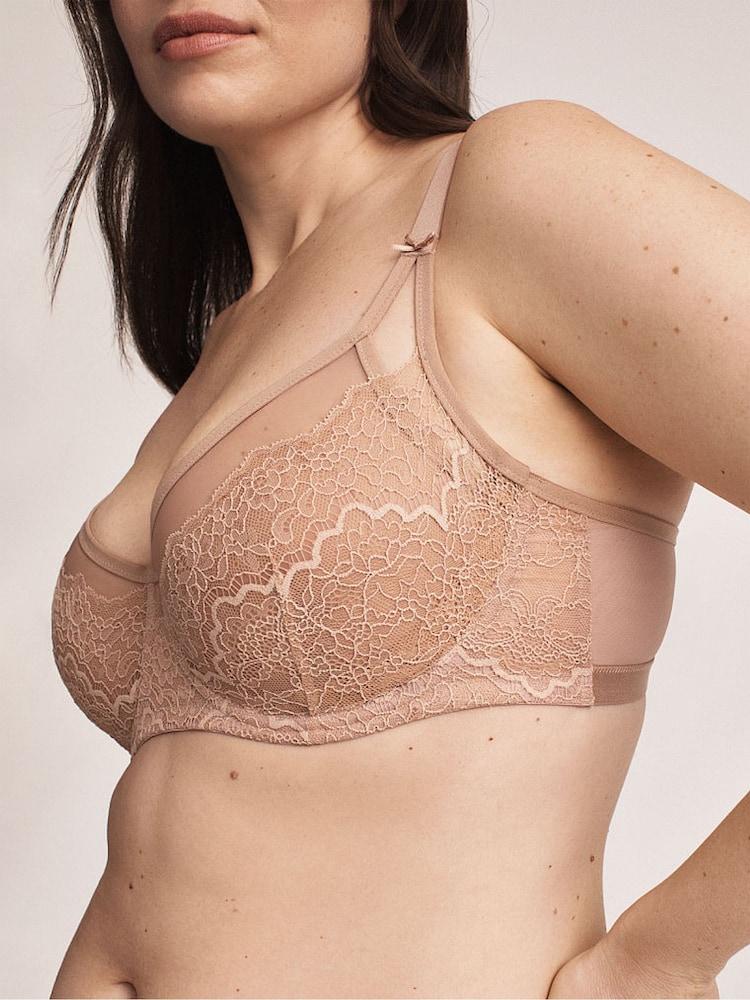 Victoria's Secret Praline Nude Balcony Lace Balcony Minimiser Bra - Image 1 of 1