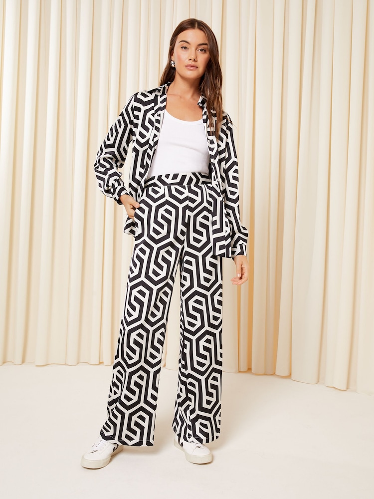 Friends Like These Black/White Wide Leg Pull On Trousers - Image 4 of 4