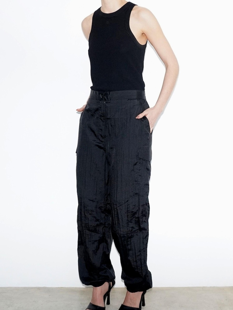 Schwarz - Religion Leichte Cargohose im Utility-Stil mit Bündchen, Grün - Bild 5 von 5 Schwarz - Religion Leichte Cargohose im Utility-Stil mit Bündchen, Grün - Bild 5 von 5