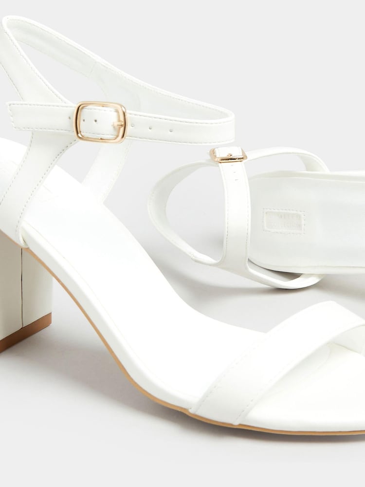 Weiß - Yours Curve Sandalen mit Blockabsatz, weite Passform - Bild 5 von 5 Weiß - Yours Curve Sandalen mit Blockabsatz, weite Passform - Bild 5 von 5