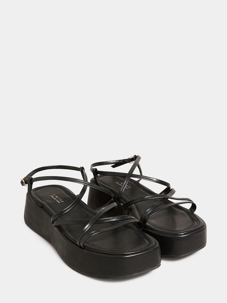 Schwarz - Yours Curve Riemchensandalen mit flacher Plateausohle, extraweite Passform - Bild 1 von 4 Schwarz - Yours Curve Riemchensandalen mit flacher Plateausohle, extraweite Passform - Bild 1 von 4