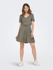ONLY Curve Khaki Leopard Print V Neck Jersey T-Shirt Dress - Image 2 of 5
