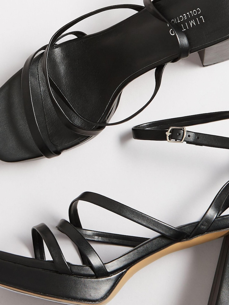 Schwarz - Yours Curve Riemensandalen mit Plateausohle in weiter Passform - Bild 5 von 5 Schwarz - Yours Curve Riemensandalen mit Plateausohle in weiter Passform - Bild 5 von 5