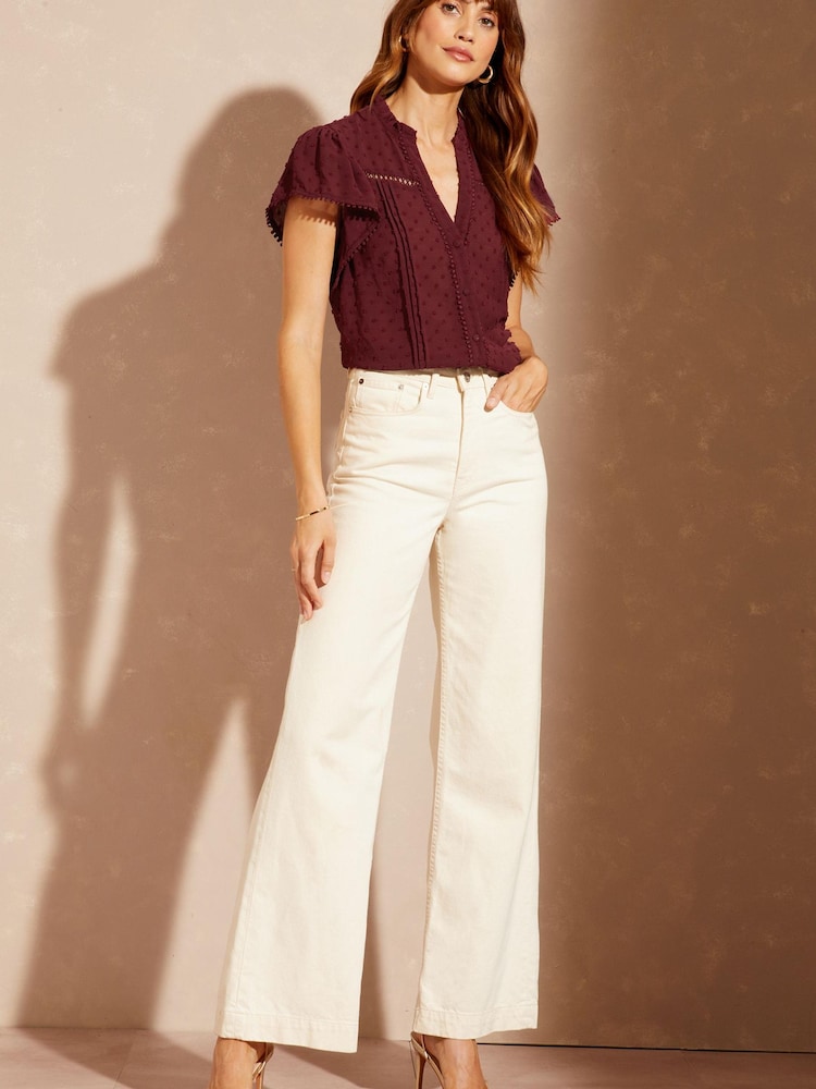 Love & Roses Burgundy Red Red Petite Dobby Spot Ruffle V Neck Flutter Sleeve Blouse - Image 4 of 4