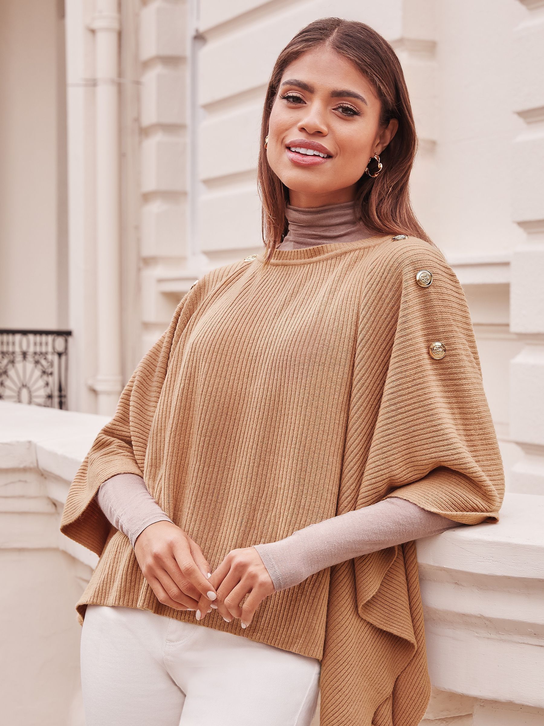 TAN/V NECK LAMBS OP (BLACK)