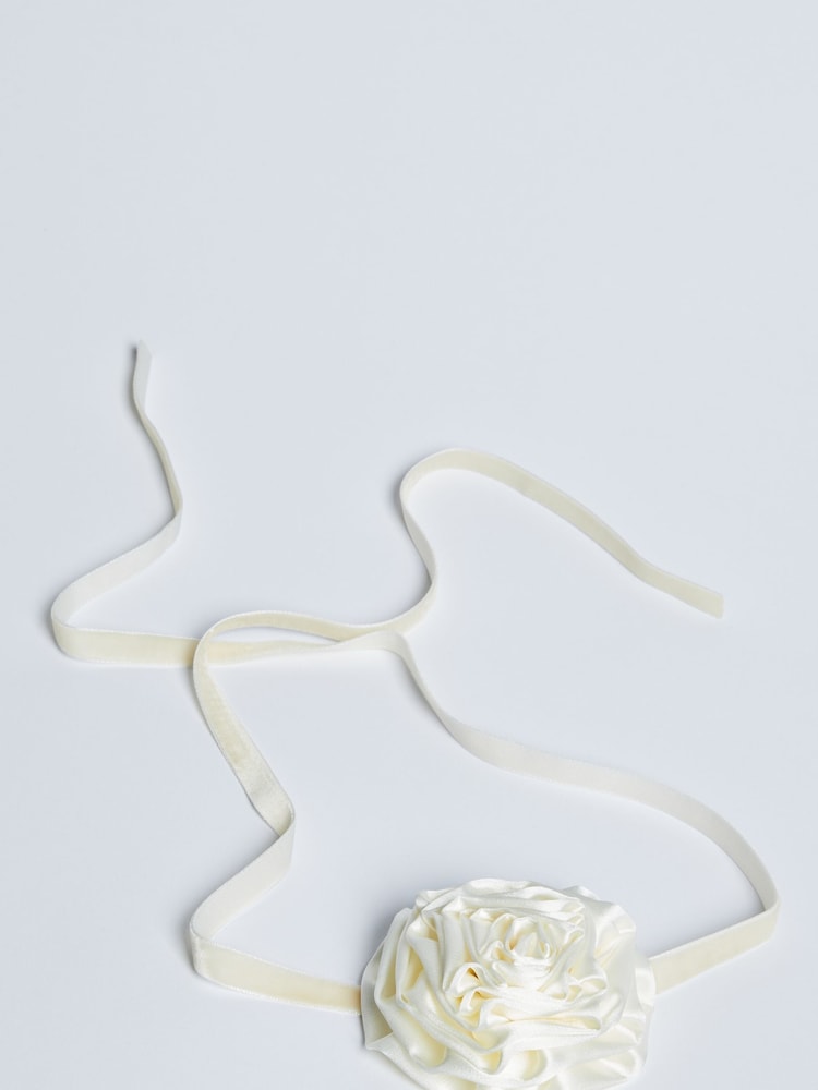 Lipsy White Satin Flower Corsage Choker Necklace - Image 4 of 4