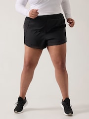 Athleta Black Mesh Mid Rise 4" Pocket Running Shorts - Image 3 of 4