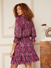 V&A | Love & Roses Red Printed Metallic Ruffle V Neck 3/4 Sleeve Mini Dress - Image 2 of 4