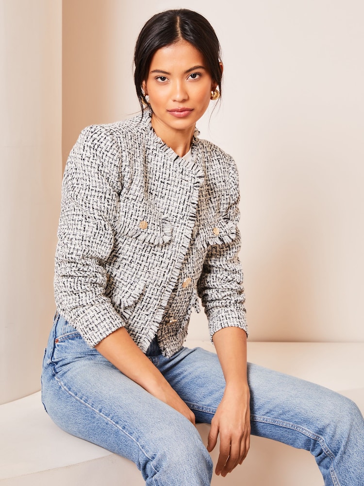 Lipsy Black Black/White Cropped Tailored Button Through Pocket Blazer Jacket - Image 1 of 1