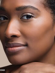 Bobbi Brown Skin Long-Wear Weightless Foundation SPF 15 - Image 2 of 3