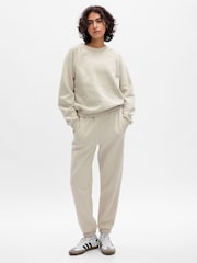 Gap Завышенная талия Cuffed Joggers - Изображение 2 из 3