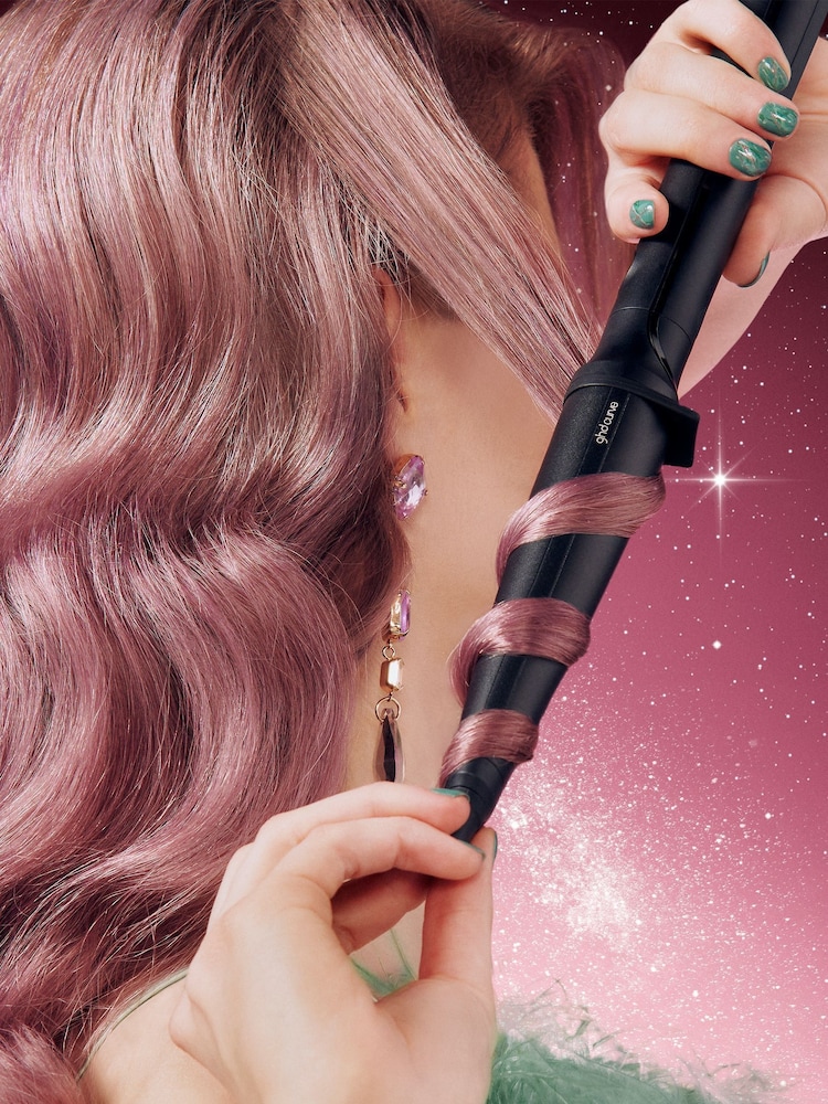 ghd Creative Curl Wand Festive Curve® Gift Set (Worth £206) - Image 2 of 5