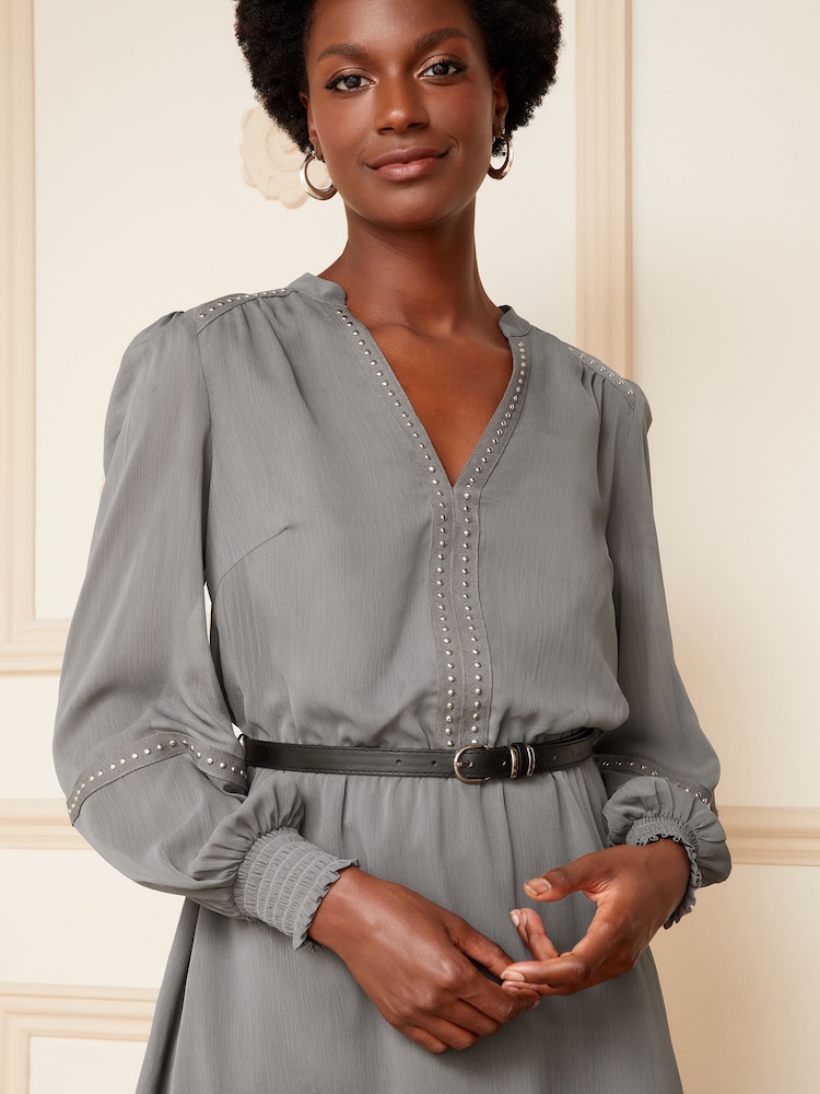 Love & Roses Grey Chiffon V Neck Elasticated Sleeve Belted Mini Dress - Image 2 of 4