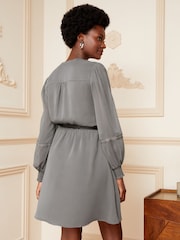 Love & Roses Grey Chiffon V Neck Elasticated Sleeve Belted Mini Dress - Image 3 of 4
