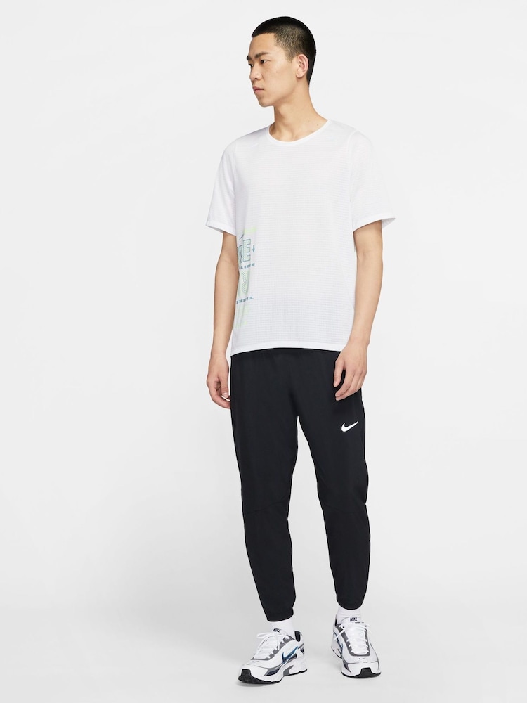 Nike White/Blue Initiator Trainers - Image 9 of 14