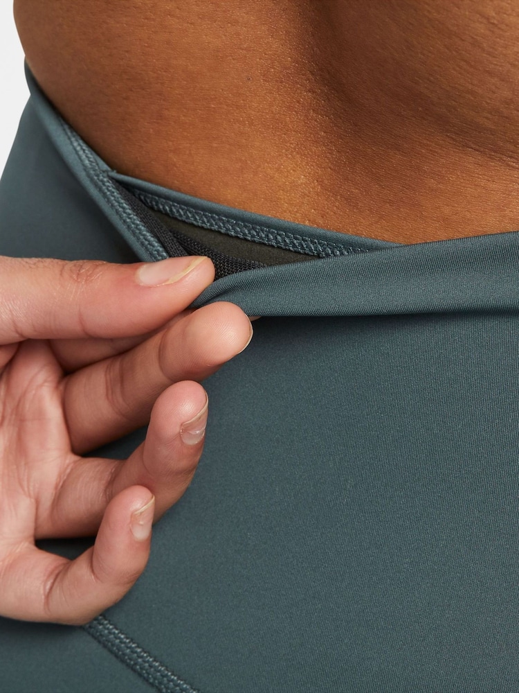 Nike Green Leak Protection Mid Rise 7 Biker Shorts - Image 7 of 8