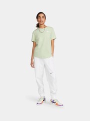 Nike Sportswear Club Essentials T-Shirt aus 100 % Baumwolle - Bild 3 von 5