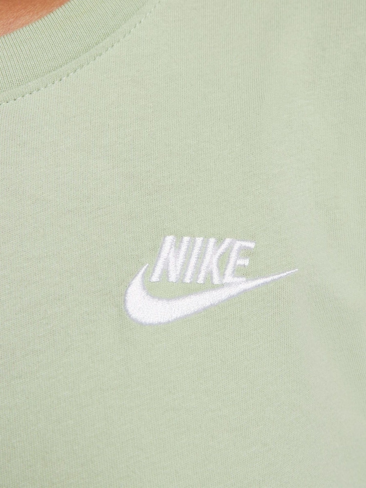 Nike Sportswear Club Essentials T-Shirt aus 100 % Baumwolle - Bild 5 von 5