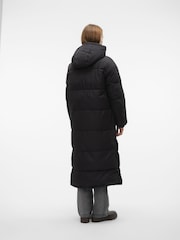 VERO MODA Black Longline Hooded Padded Coat - Image 4 of 6