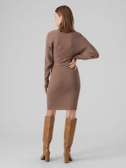 Коричневый - Вязаное платье-джемпер с V-образным вырезом и запахом Vero Moda - Image 2 of 5
