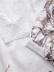 White/Black Floral Placement Linen Blend V-Neck 3/4 Sleeve Blouse - Image 6 of 6