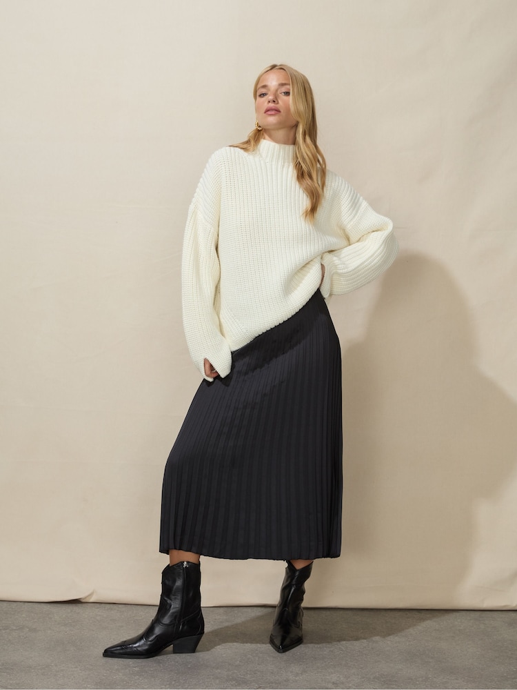 Ro&Zo Pleated Satin Black Skirt - Image 1 of 9