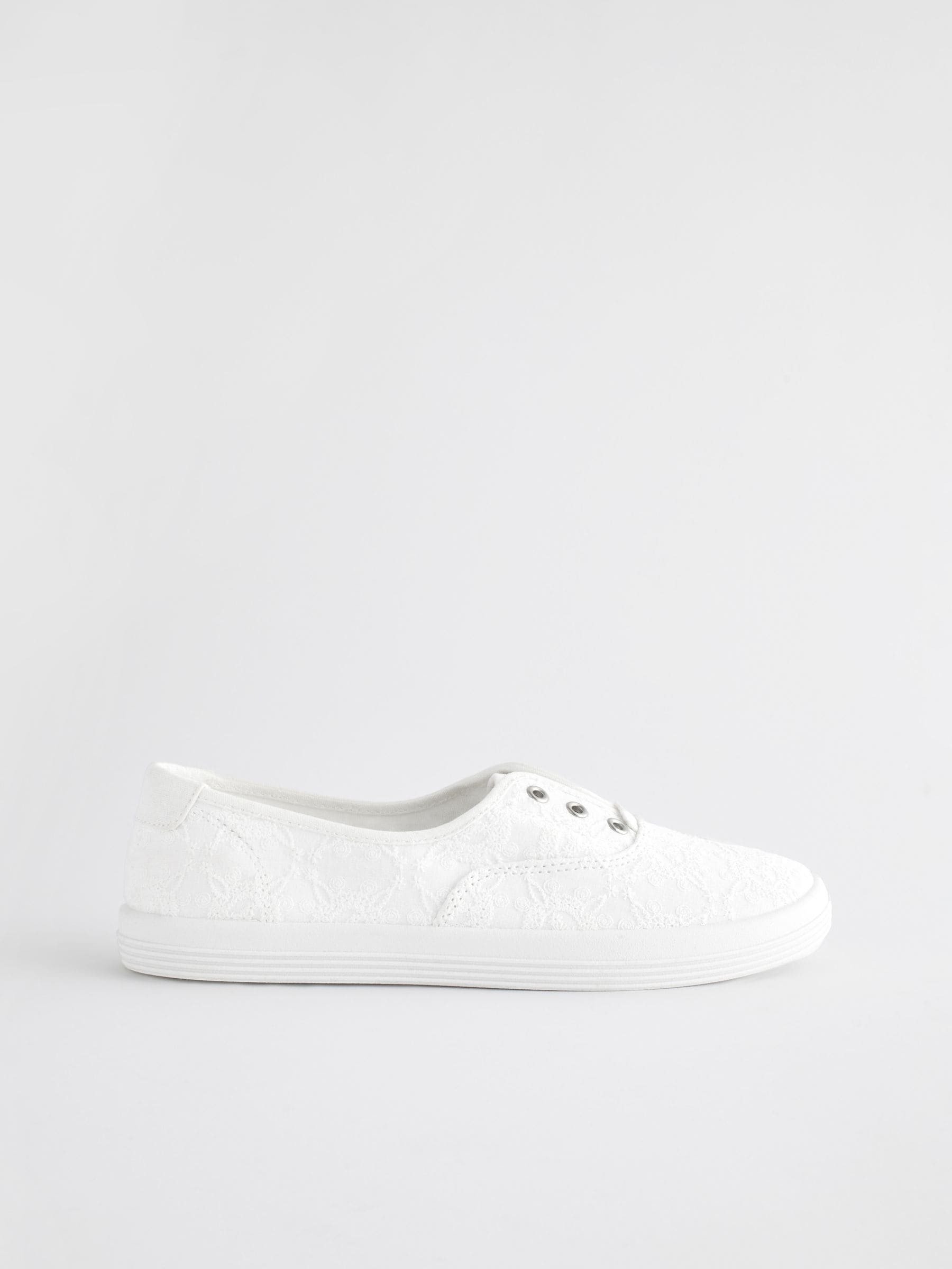 Forever comfort slip on sneakers 2025