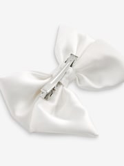 Cream Bow Bead Clip - Image 5 of 5