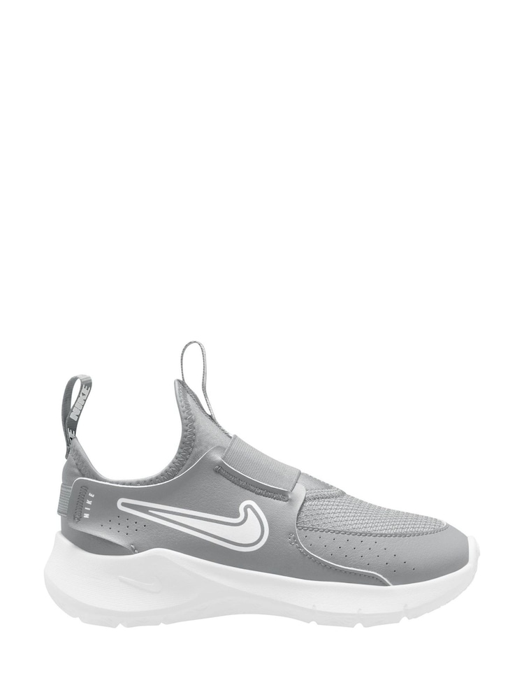 Grau/weiß - Nike Junior Flex Runner 3 Turnschuhe - Bild 1 von 12 Grau/weiß - Nike Junior Flex Runner 3 Turnschuhe - Bild 1 von 12
