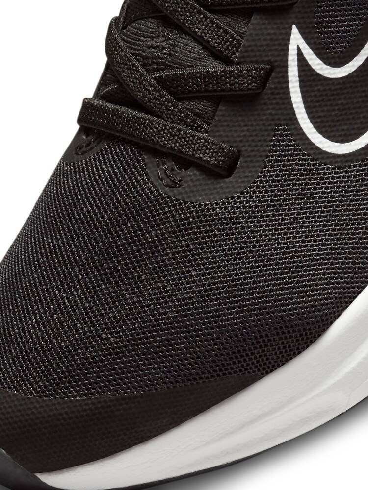 Nike Black Youth Air Zoom Arcadia 2 Running Trainers - Image 11 of 11