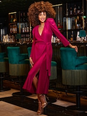 Sosandar Red Plisse Faux Fur Wrap Midi Dress - Image 4 of 4