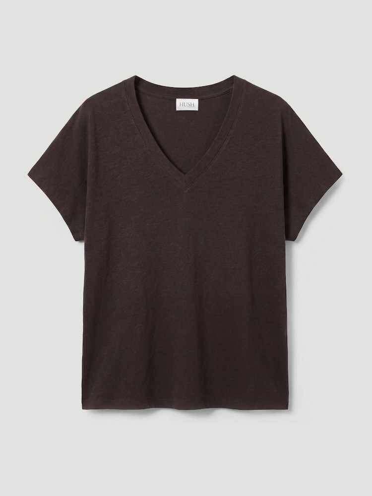 棕色 - Hush Rosalia Linen Blend V-Neck T-Shirt - 圖片 6/6