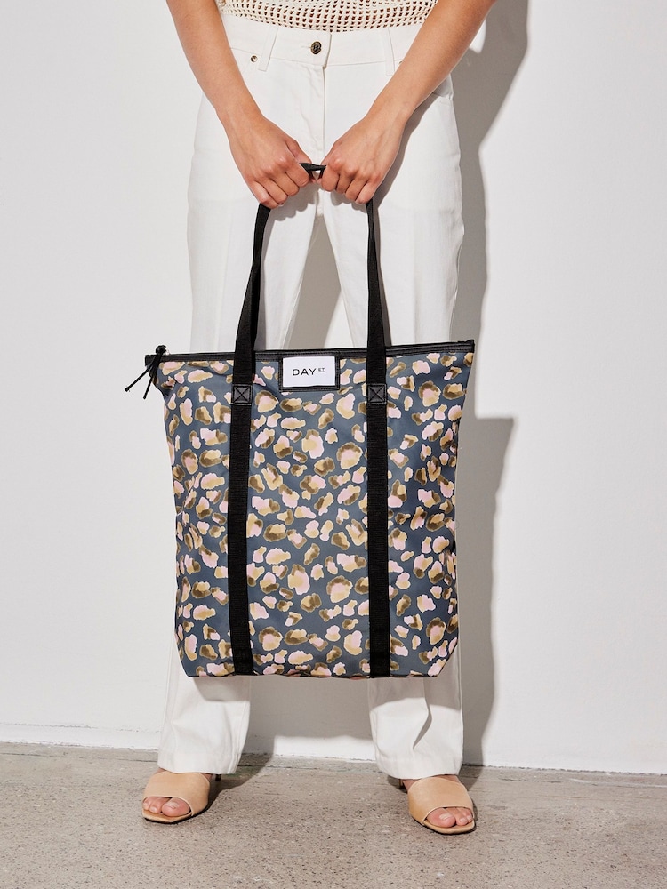 Day Et Gweneth RE-P Duree Tote - Bild 1 av 1 Day Et Gweneth RE-P Duree Tote - Bild 1 av 1