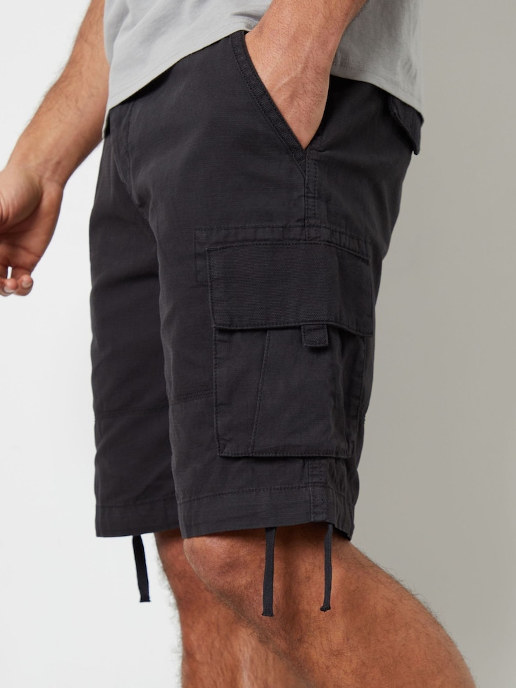 Threadbare Black Cargo Shorts - Image 4 of 4