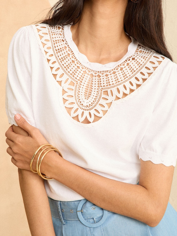 Love & Roses Ivory White Scallop Short Sleeve Crochet Knit Top - Image 2 of 4 Love & Roses Ivory White Scallop Short Sleeve Crochet Knit Top - Image 2 of 4