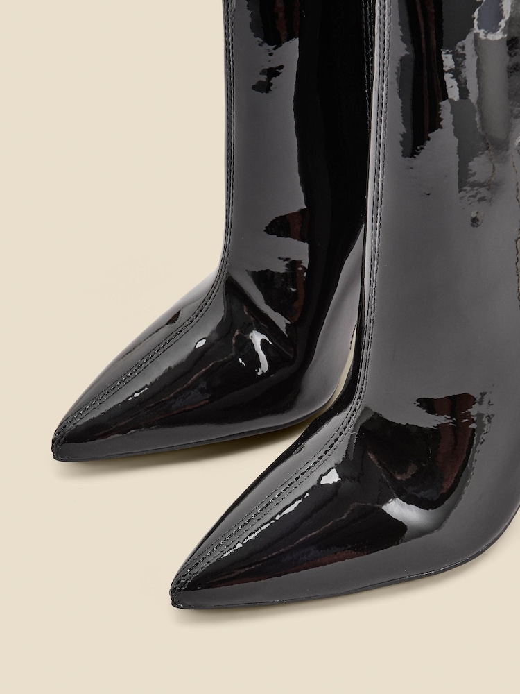 Schwarz - Sosandar Glitzernde Stiefeletten mit spitzer Zehenpartie - Bild 5 von 5 Schwarz - Sosandar Glitzernde Stiefeletten mit spitzer Zehenpartie - Bild 5 von 5