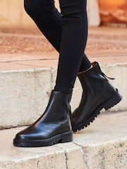 Sosandar Black Chunky Sole Leather Chelsea Boot - Image 4 of 5