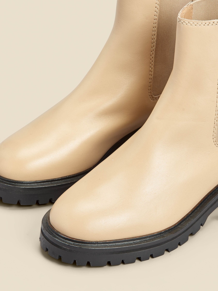 Sosandar Cream Chunky Sole Leather Chelsea Boots - Image 4 of 4