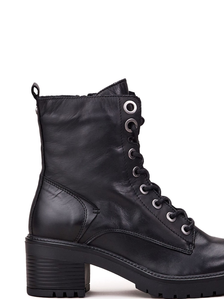 Moda In Pelle Bellzie Lace Up Leather Ankle Boots - Image 2 of 5