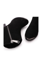 Moda In Pelle Dania Western Style Ankle Boots - Image 4 of 4
