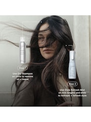 Living Proof Style Refresh Mist 148ml - Image 7 of 10