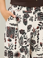 Yours Curve Natural Sun Print Crinkle Culottes - Image 4 of 5