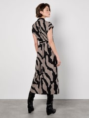 Natural - Apricot Zebra Print Shirt Midi Dress - Imagen 2 de 4