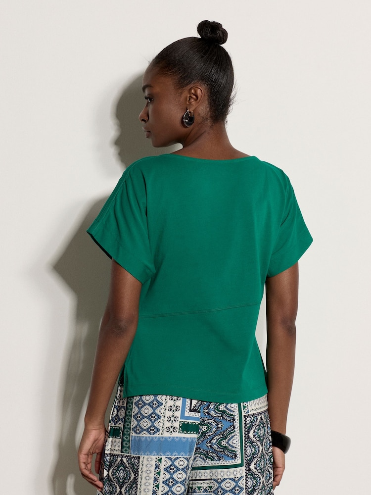 Apricot Green Asymmetric Hem Jersey T-Shirt - Image 2 of 4 Apricot Green Asymmetric Hem Jersey T-Shirt - Image 2 of 4